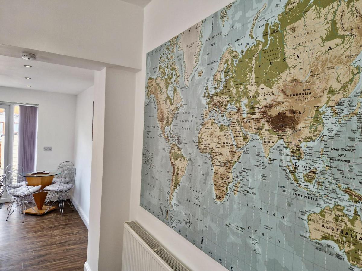 Incredible Private Rooms All With Private Bathrooms In A Fully Serviced House Next To City Centre With Free Parking Coventry Dış mekan fotoğraf